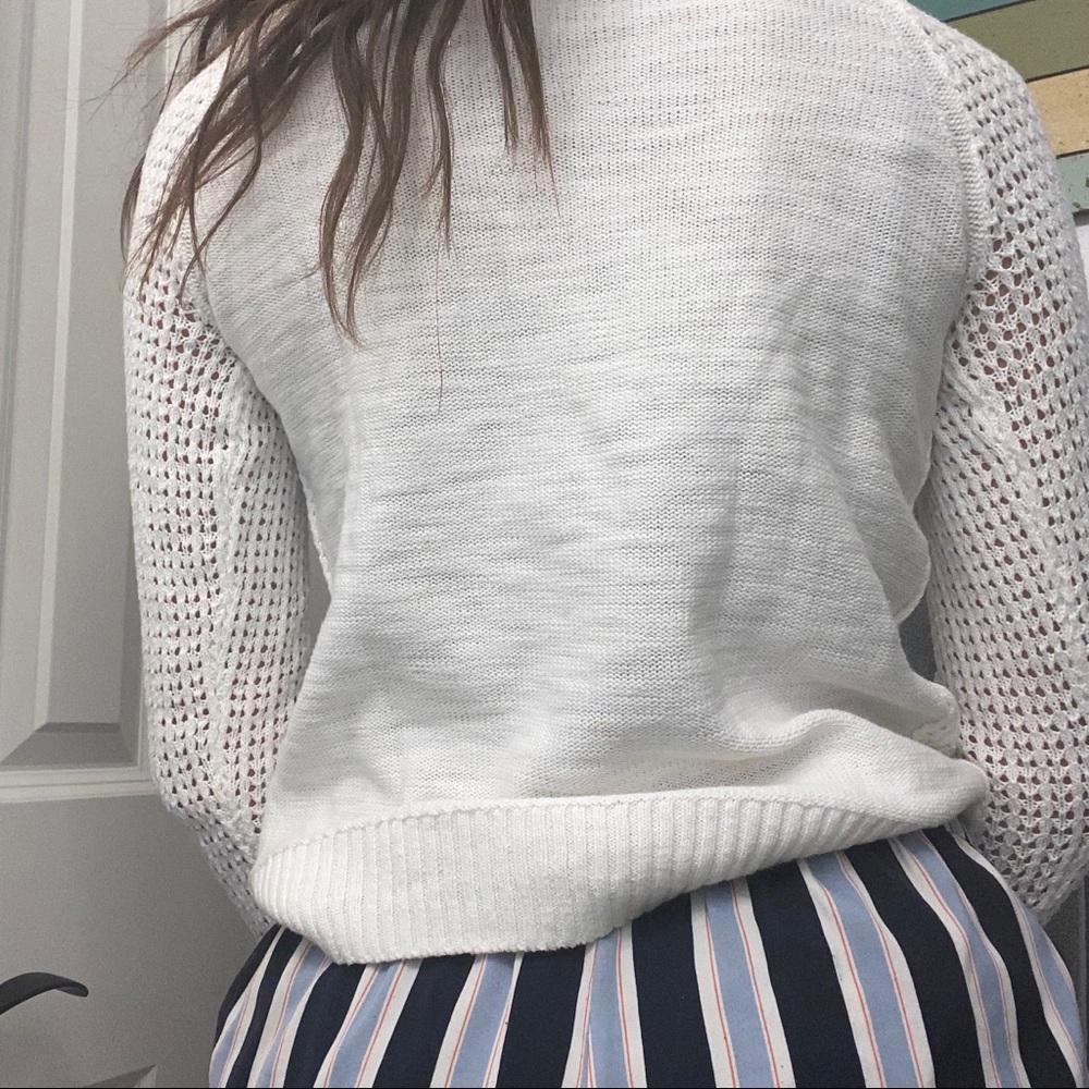 Cherokee White Net Long-Sleeve Shirt - Picture 4 of 5